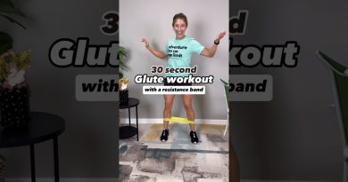 Quick glute workout with resistance band