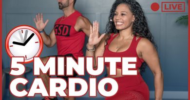 5 Minute Bodyweight Cardio Workout – with Coach Tash
